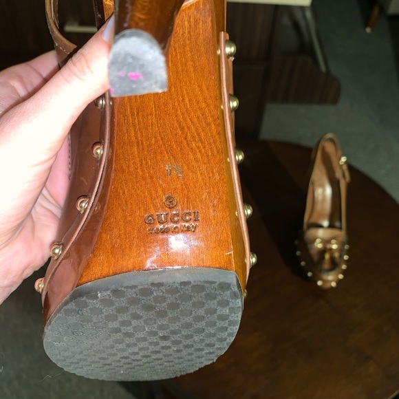 Gucci Slingback Wooden Sole High Heels - Picture 3 of 6
